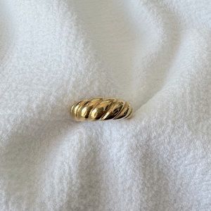 Twisted Croissant Ring